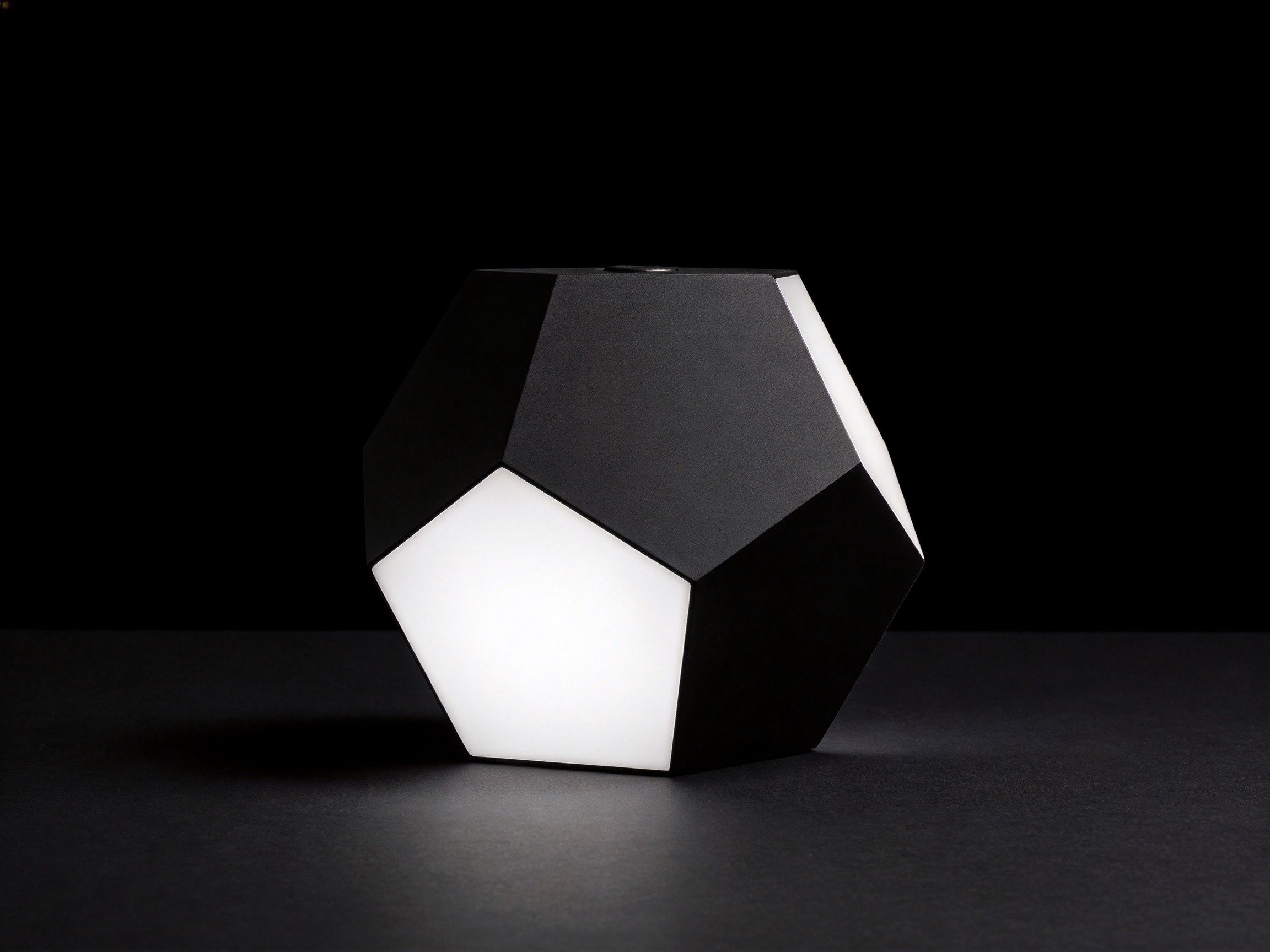The Geometric - Futuristic Shape